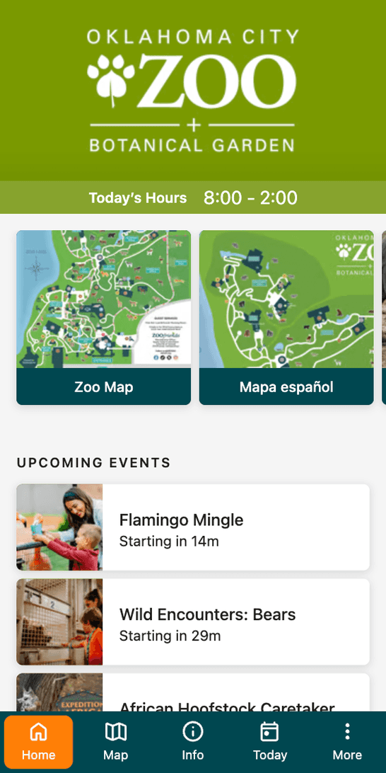 The app's home screen, with today's hours, cards linking to the English and Spanish zoo maps, and a list of announcements.